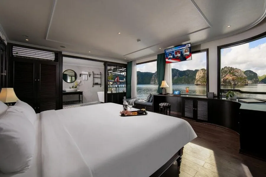 Suite Regal Genesis Cruise (1)
