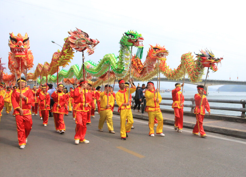 Den Cua Ong Festival