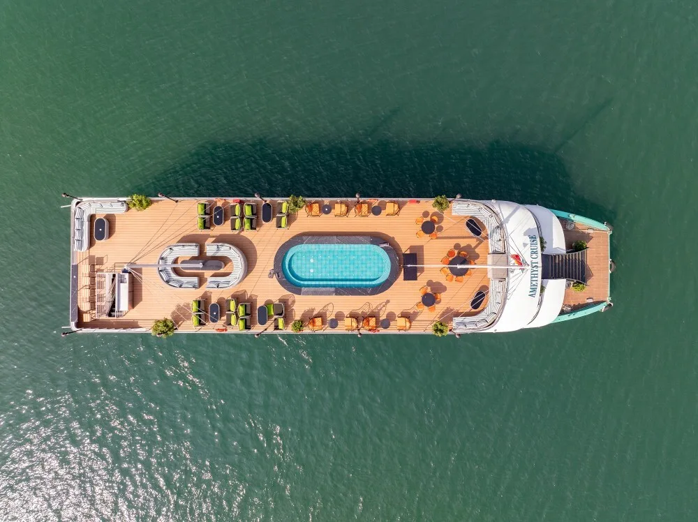 Sundeck- Amethyst Cruise