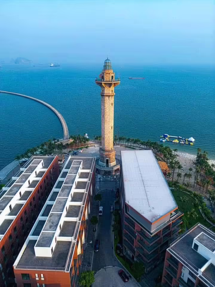 Ngọn Hải Đăng Bãi Cháy