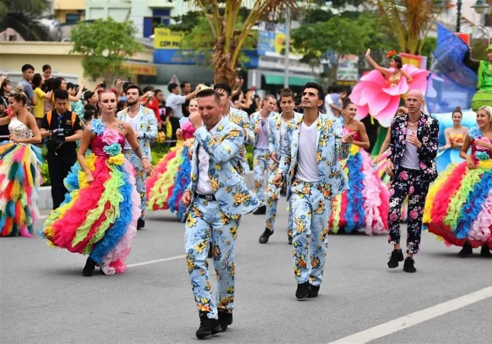 Ha Long Carnival 2025