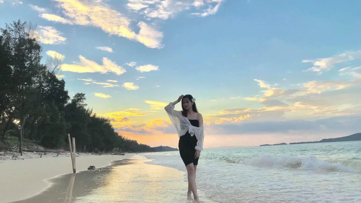 Bãi tắm Vụng Tiên 