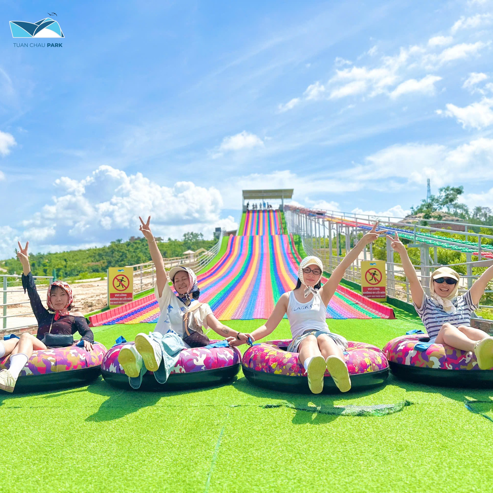 Khu Vui Chơi Ngoài Trời Tuần Châu Park