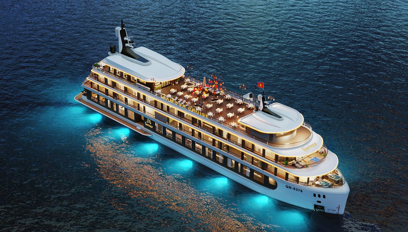 L'amour Cruise - Embracing Vietnamese Culture in the Beauty of Ha Long