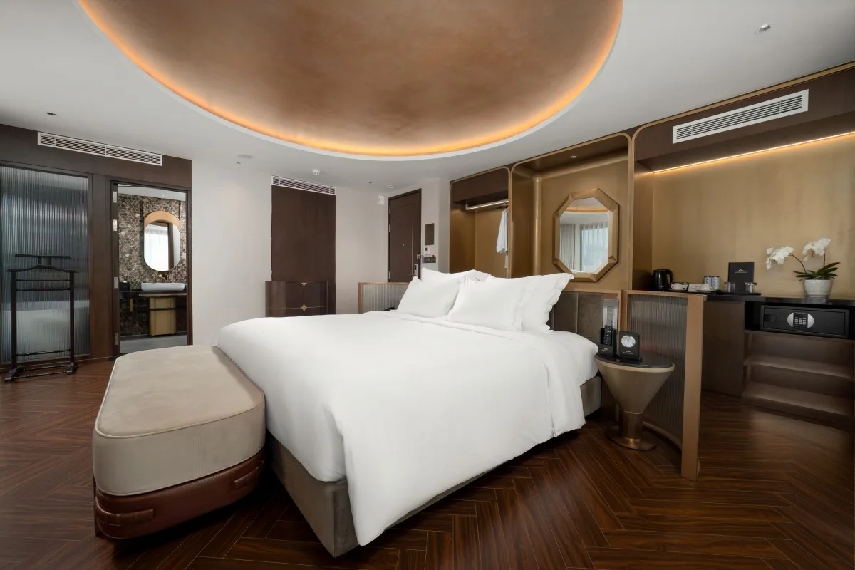 Sea Star Cruise- Captain Suite Bathroom