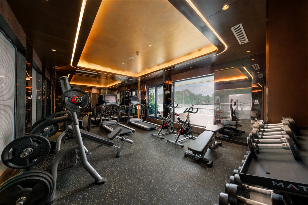 Gemini Gym & Jupiter Mini Golf Course- Du thuyền Sea Star