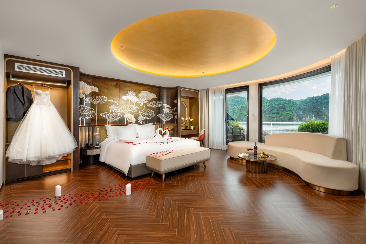 Royal Suite - Sea Star Cruise