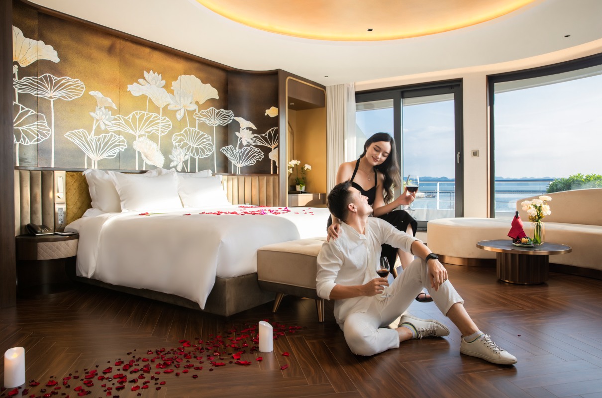 Royal Suite - Sea Star Cruise