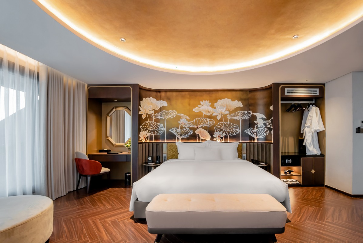 Royal Suite - Sea Star Cruise