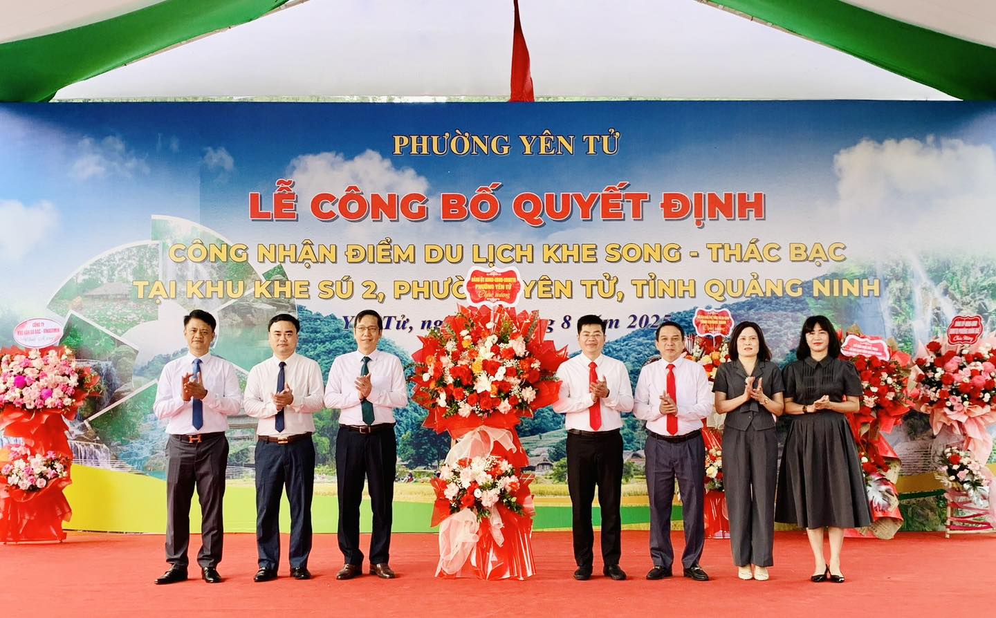 Quảng Ninh chính thức công nhận điểm du lịch Khe Song- Thác Bạc 